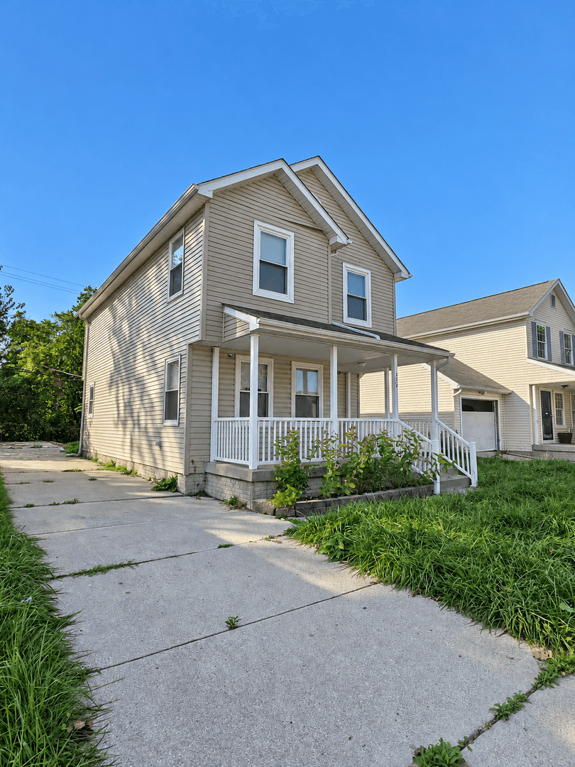 Detroit House: 557 Kitchener