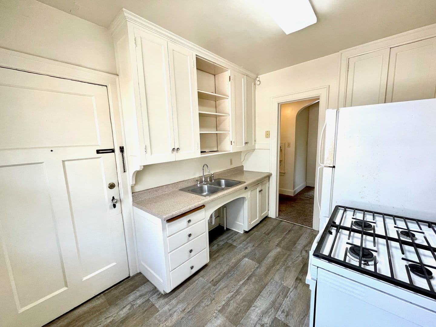 Des Moines Apartment: Kingman Garden
