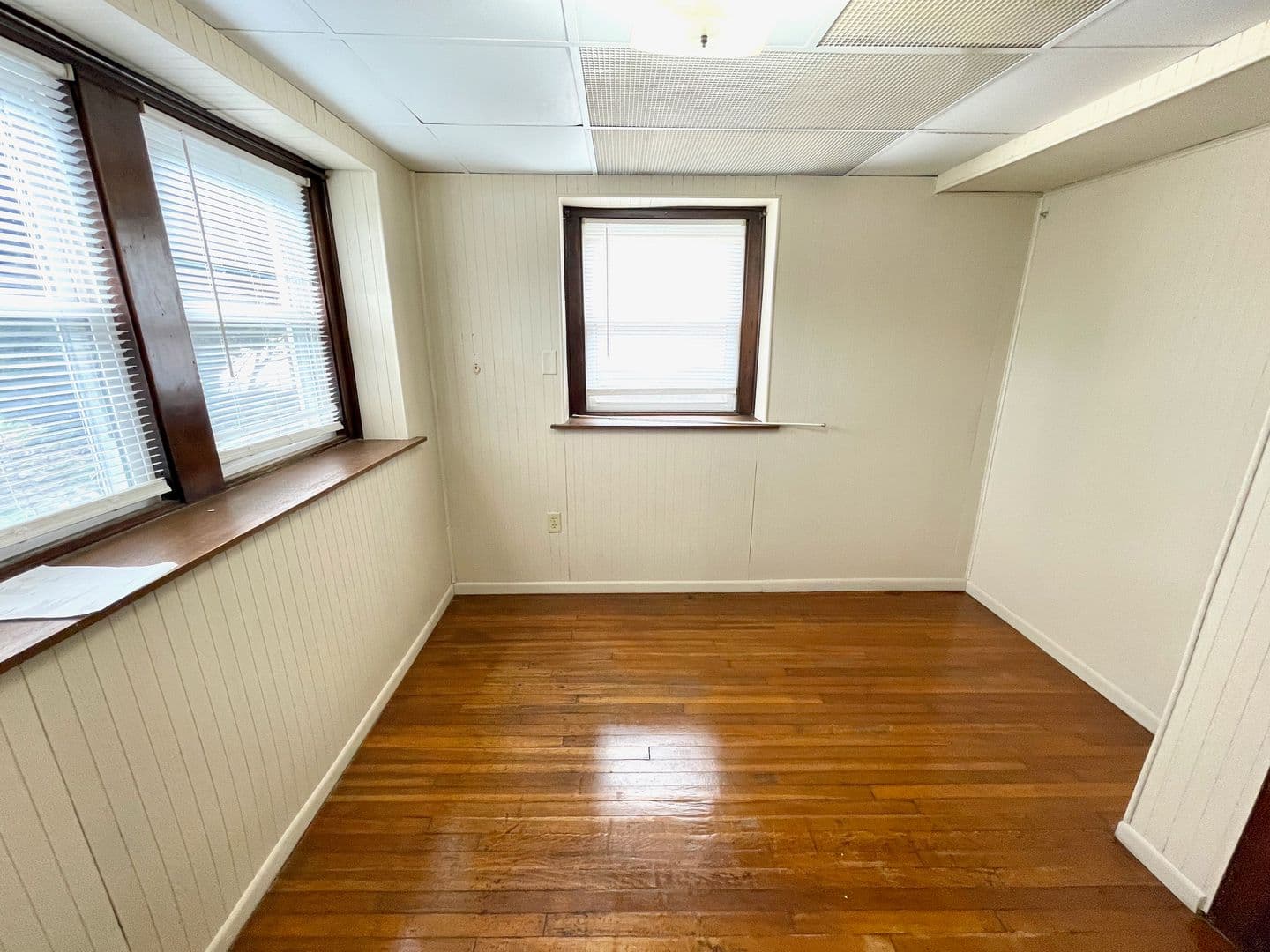 Des Moines Apartment: 527 40th St