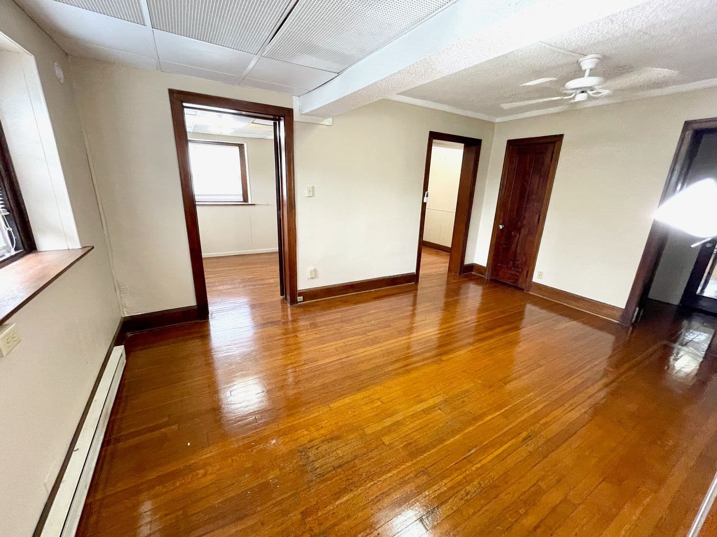 Des Moines Apartment: 527 40th St