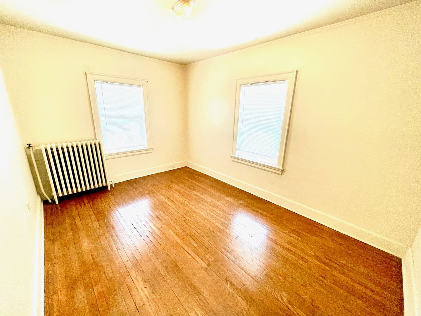 Des Moines Apartment: Kingman Garden