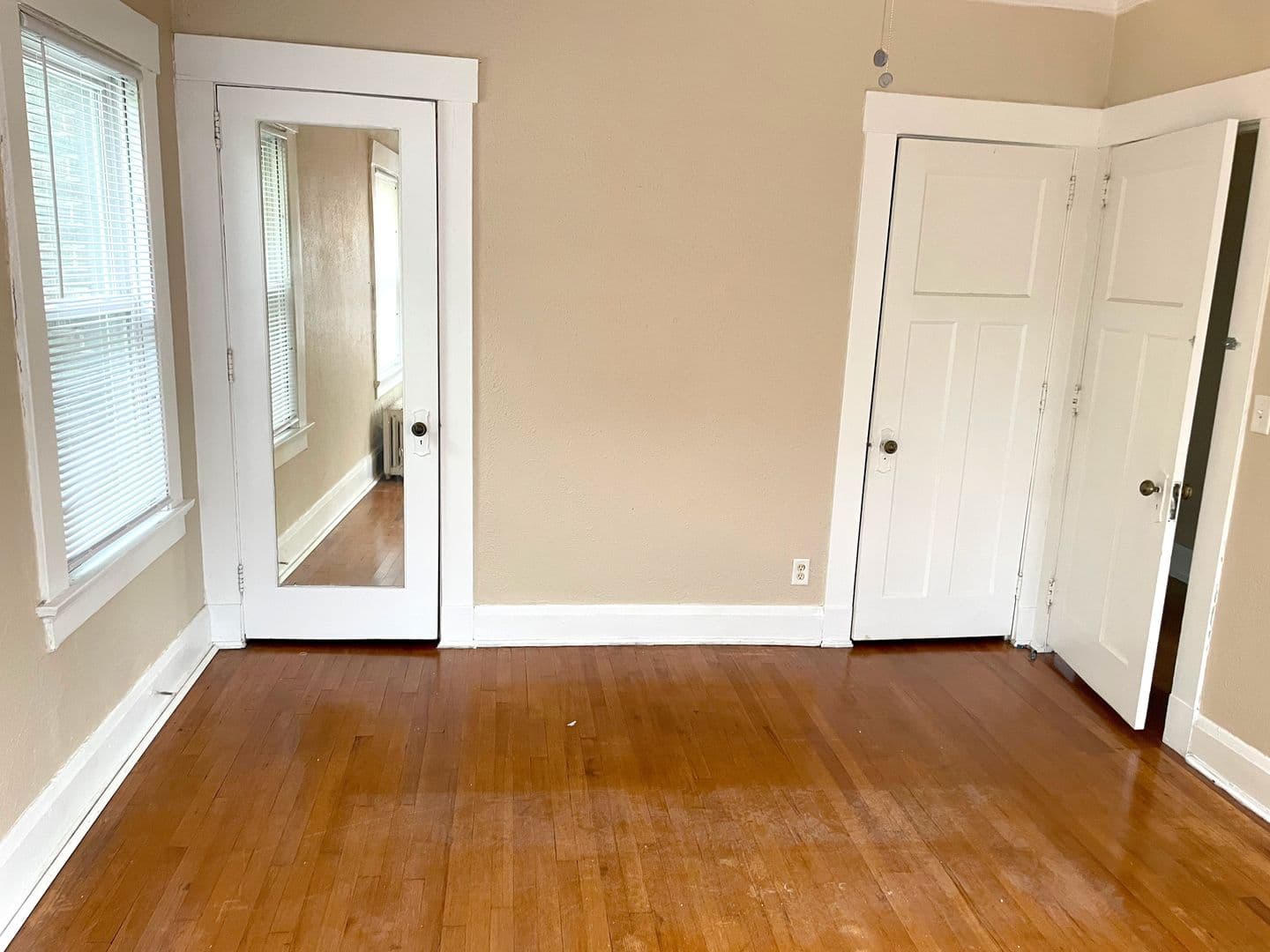 Des Moines Apartment: 4215 Grand Ave