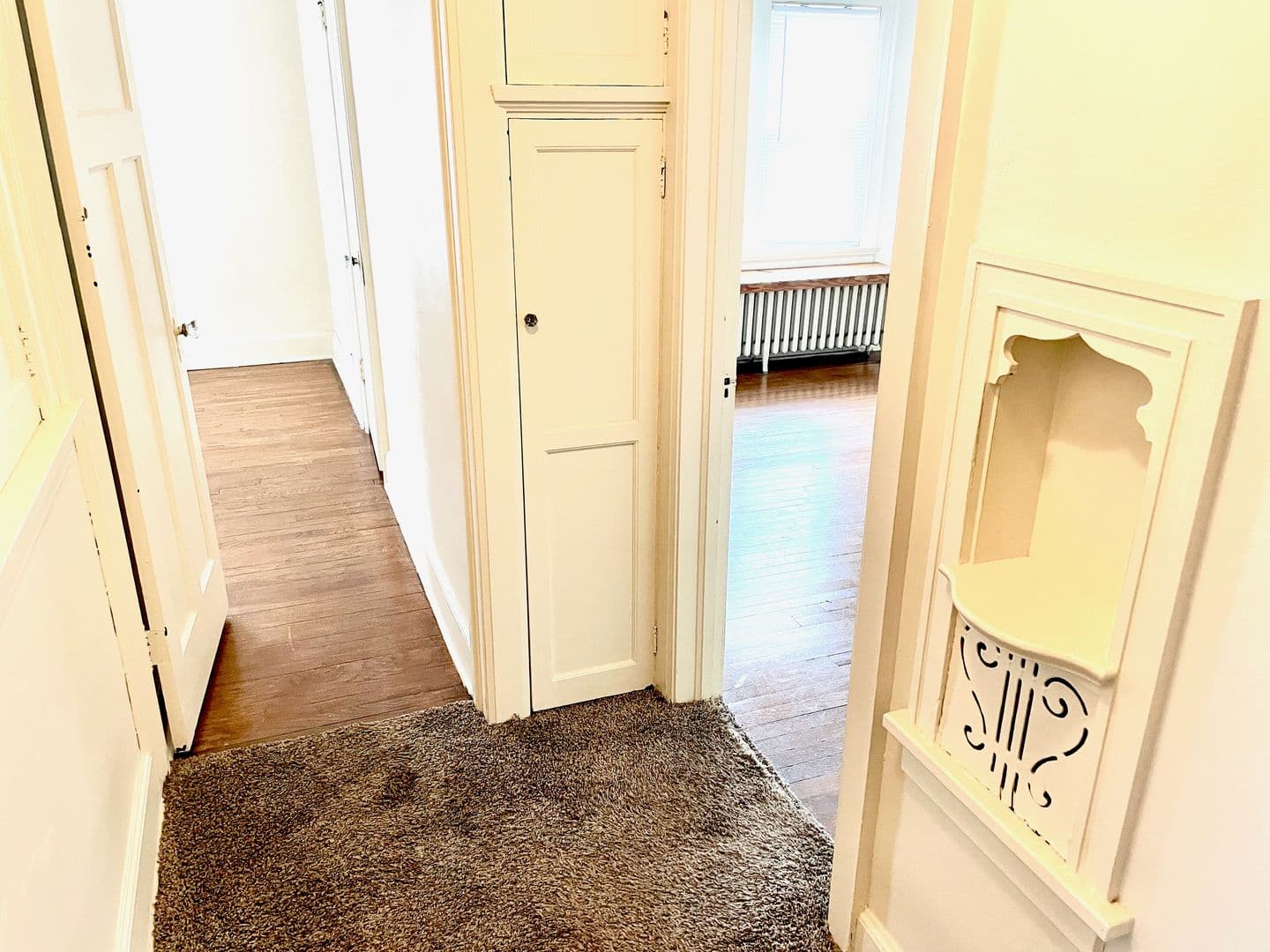 Des Moines Apartment: Kingman Garden