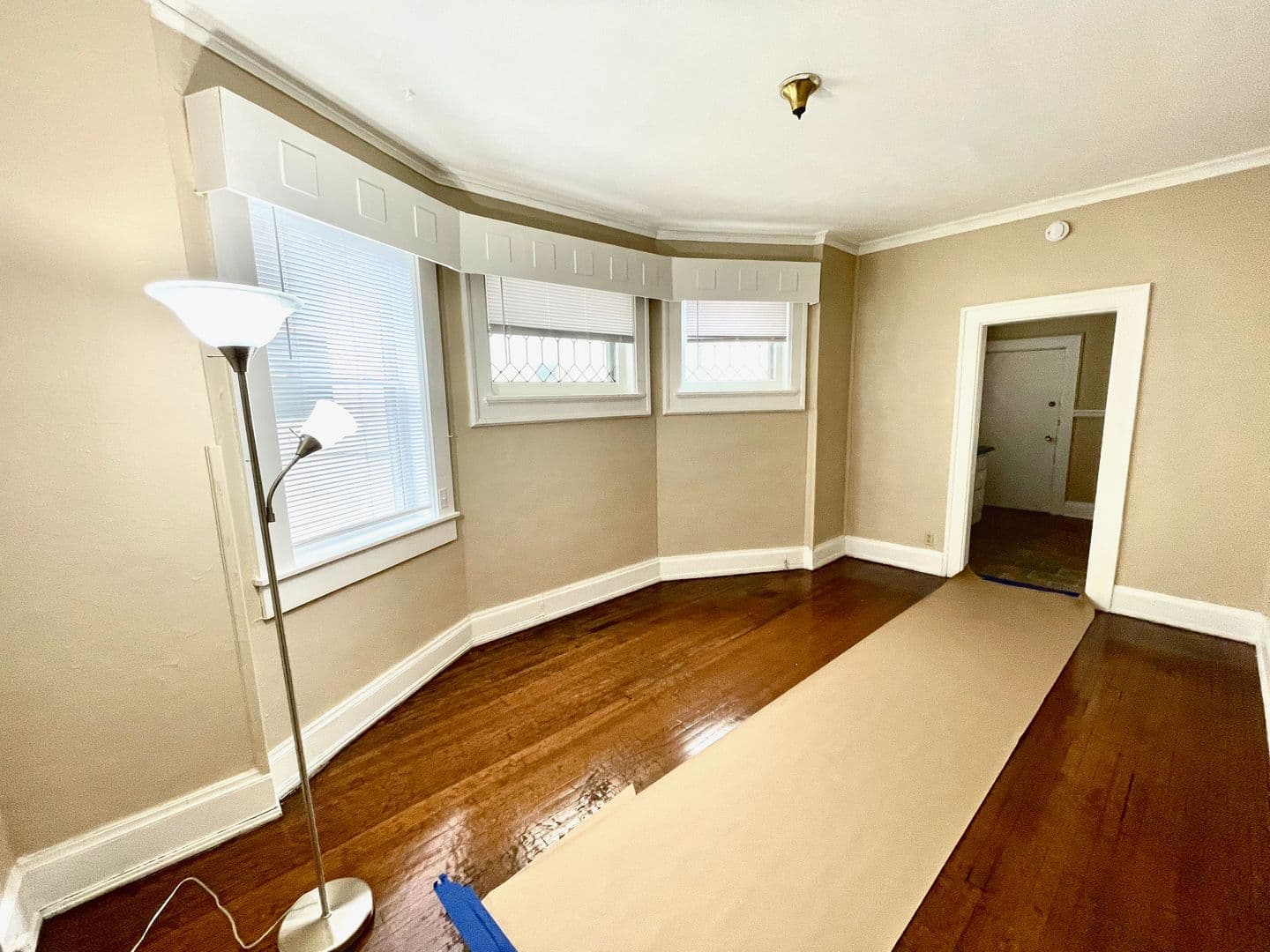 Des Moines Apartment: 3601 Grand Ave.