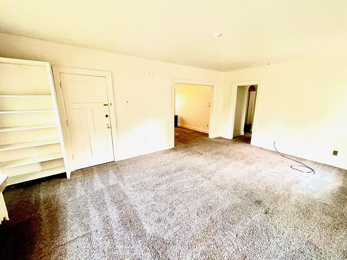Des Moines Apartment: Kingman Garden