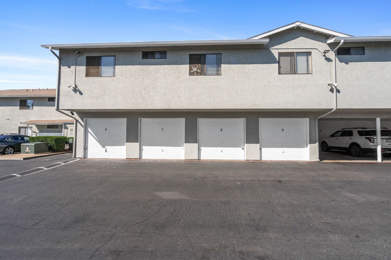 El Cajon Apartment: 215 S Lincoln Ave