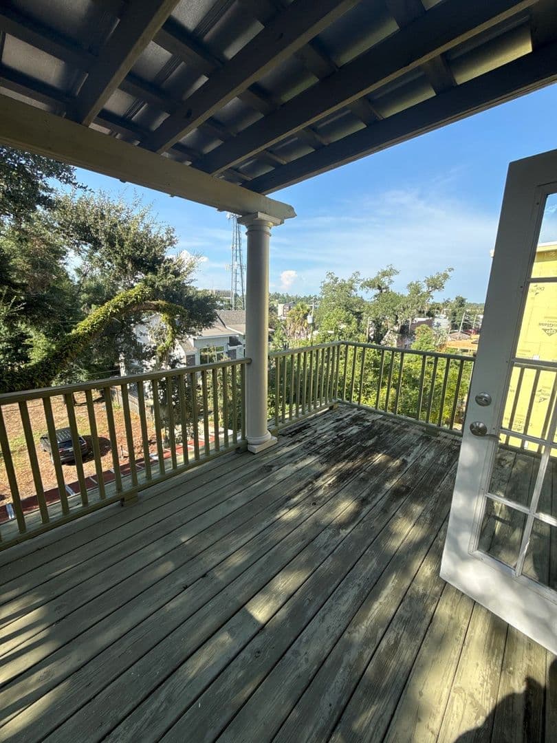 Tallahassee Apartment: 820 St. Michael street