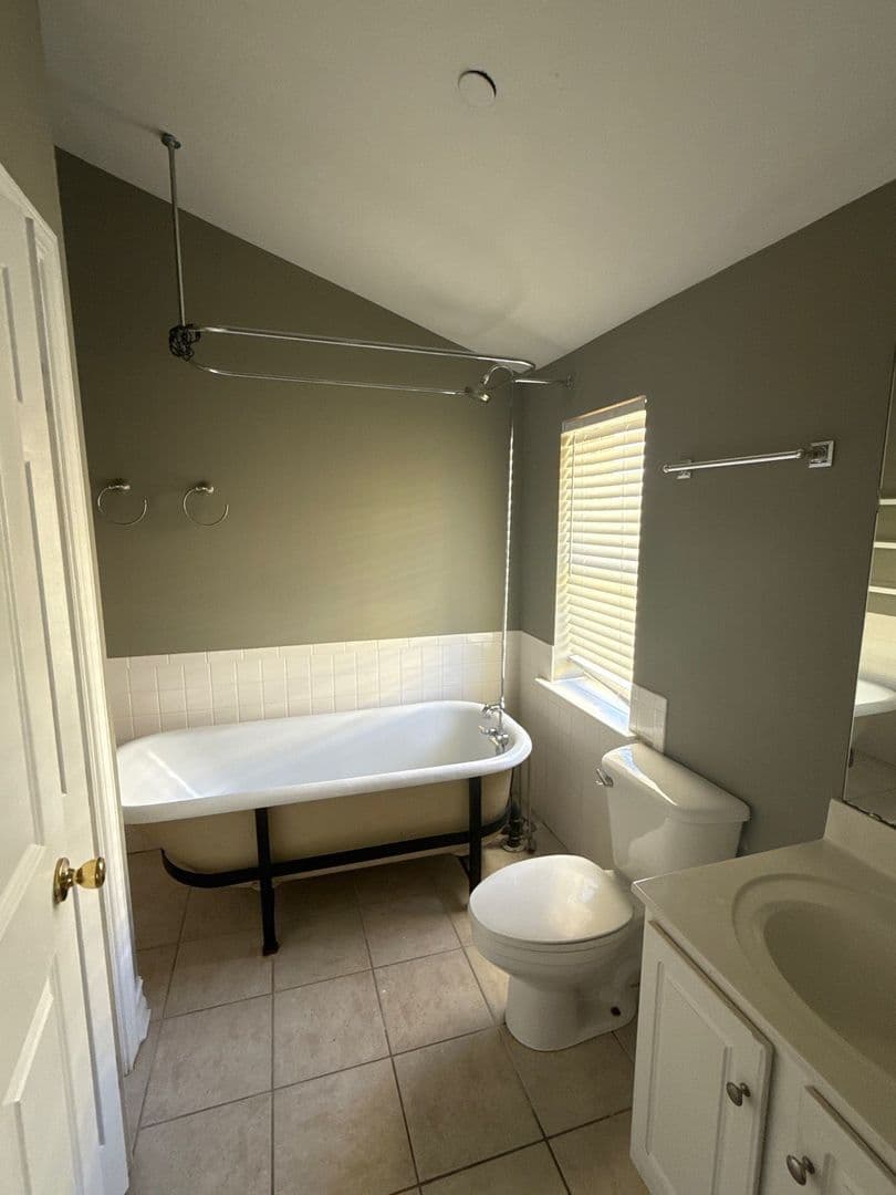 Tallahassee Apartment: 820 St. Michael street