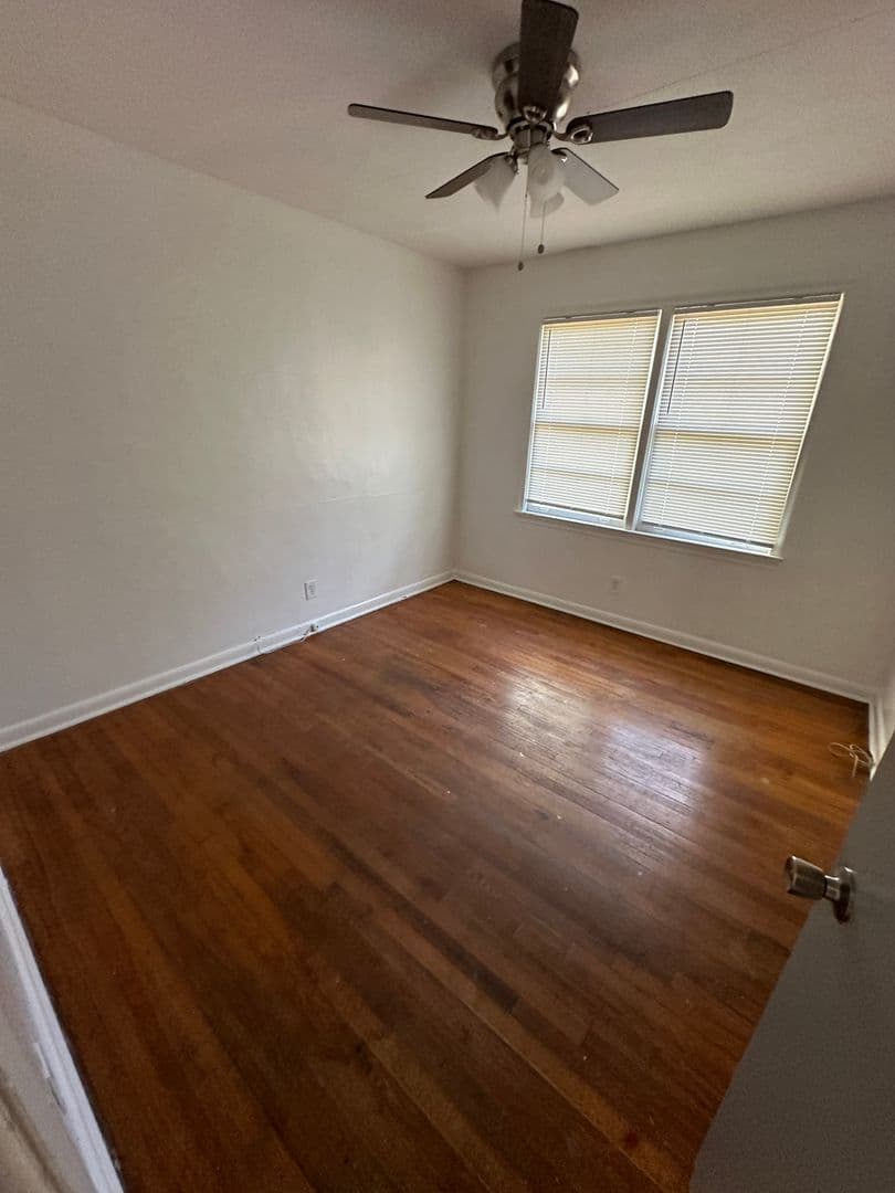 Tallahassee House: 1638 Sharkey St.