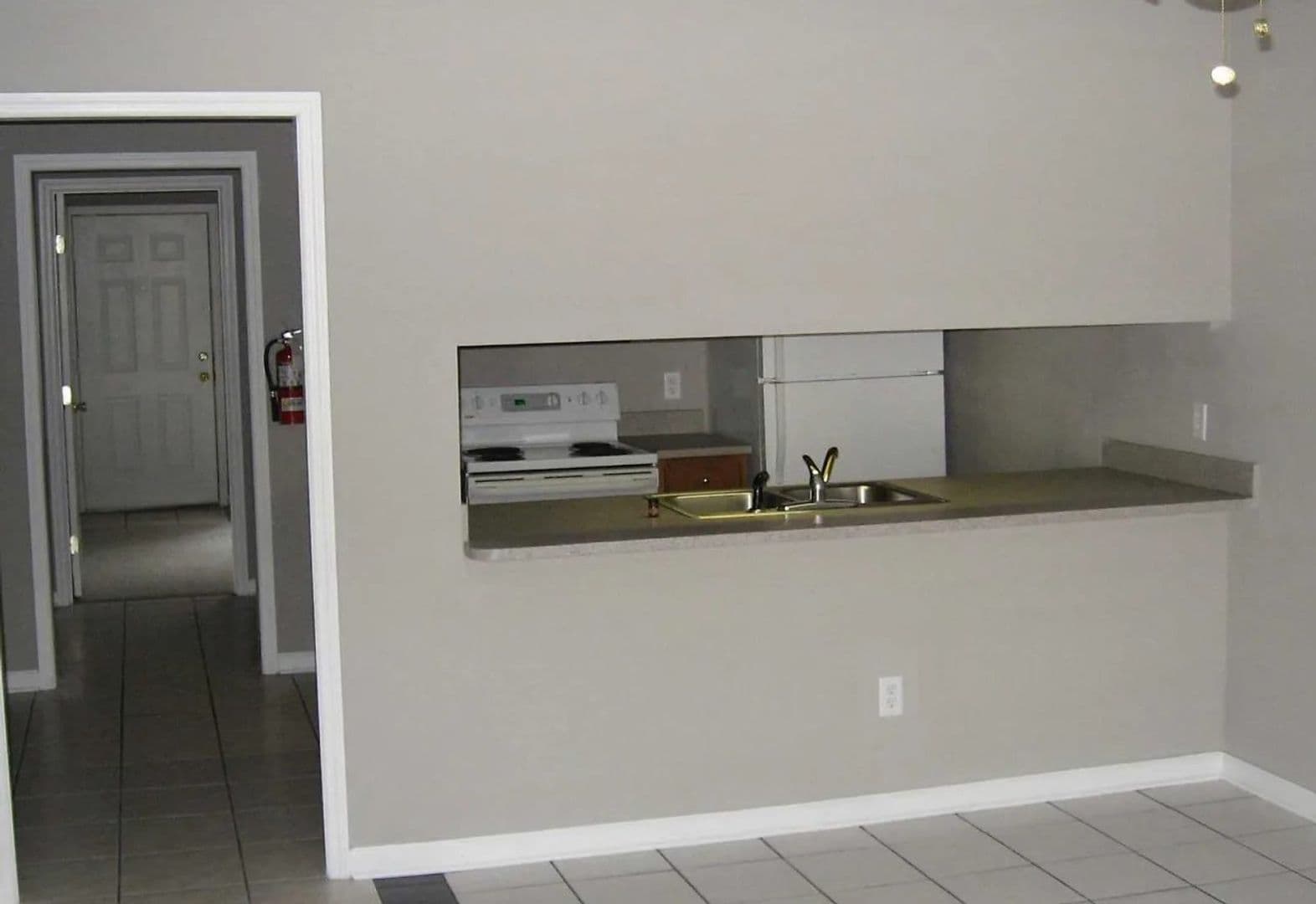 Tallahassee Apartment: 1612 Overstreet