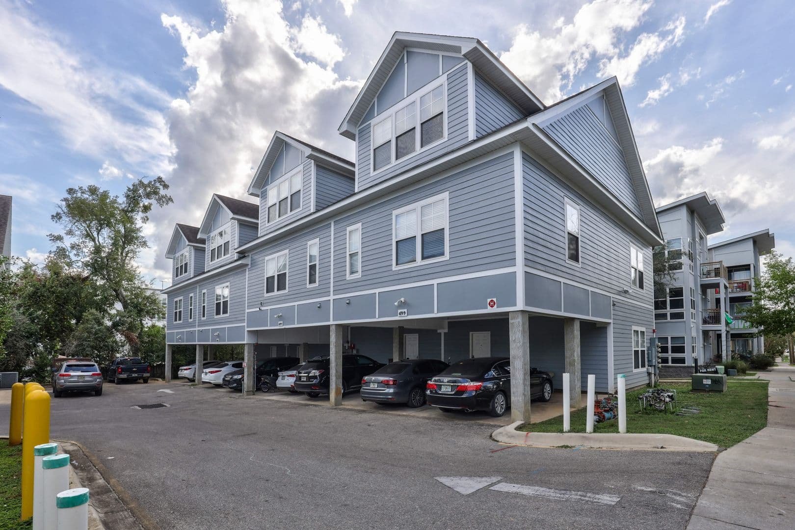 Tallahassee Apartment: 667-699 W. St. Augustine Street