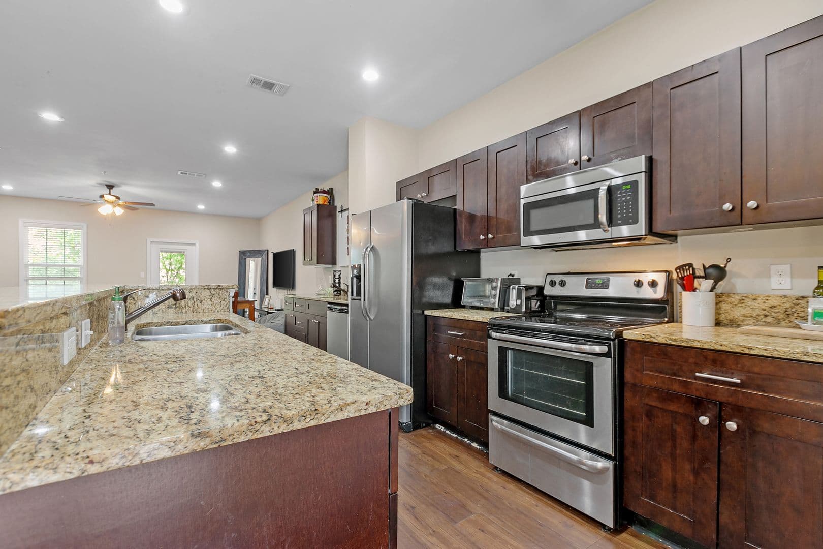Tallahassee Apartment: 1775 Bellevue Way