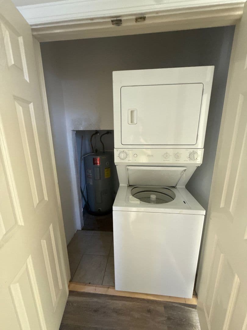 Tallahassee Apartment: 820 St. Michael street