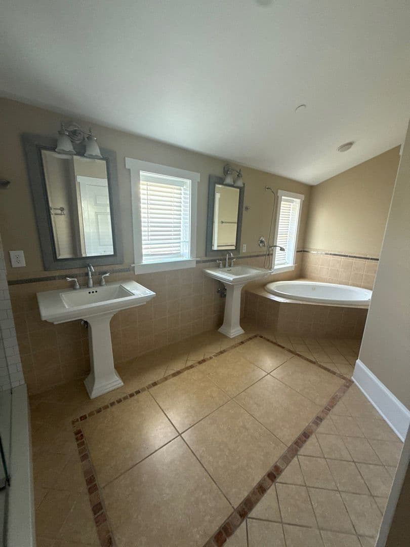 Tallahassee Apartment: 820 St. Michael street