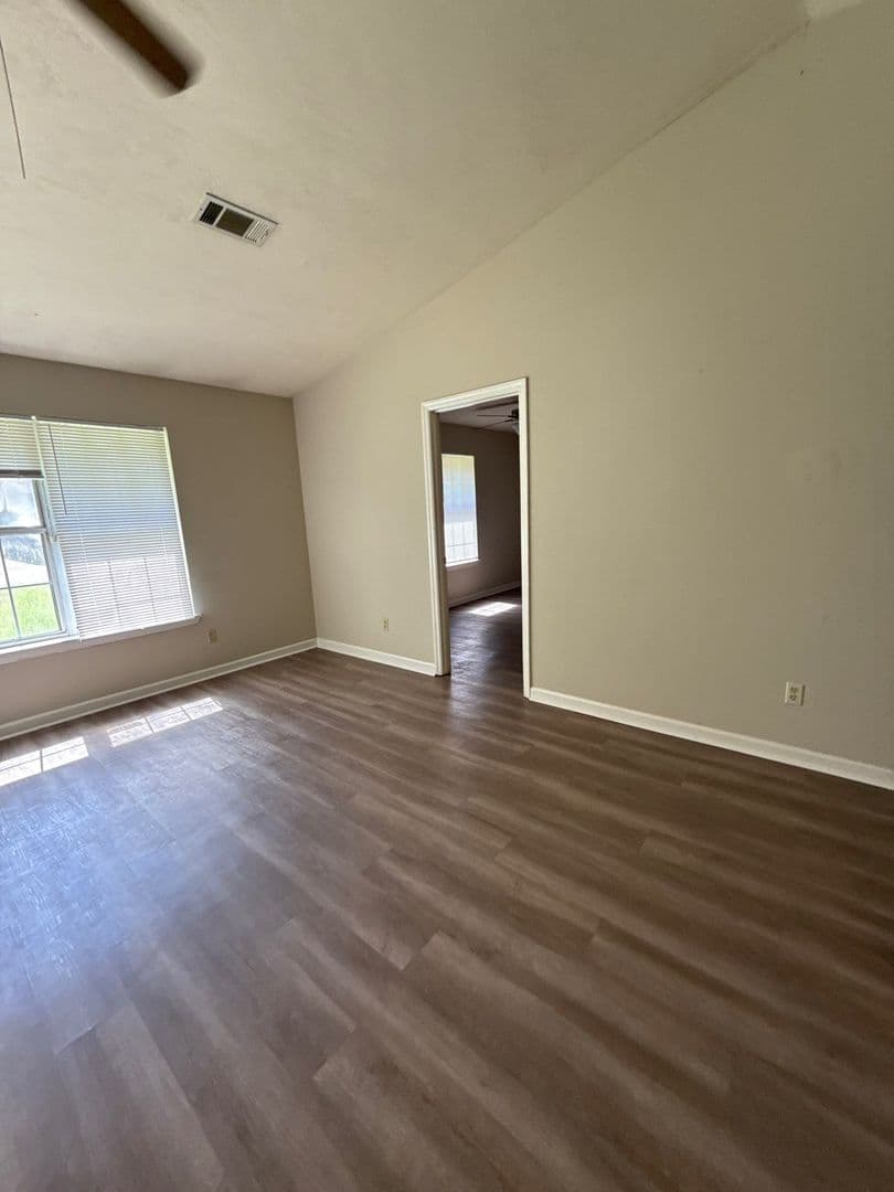 Tallahassee Townhome: 904 Bald Eagle Run