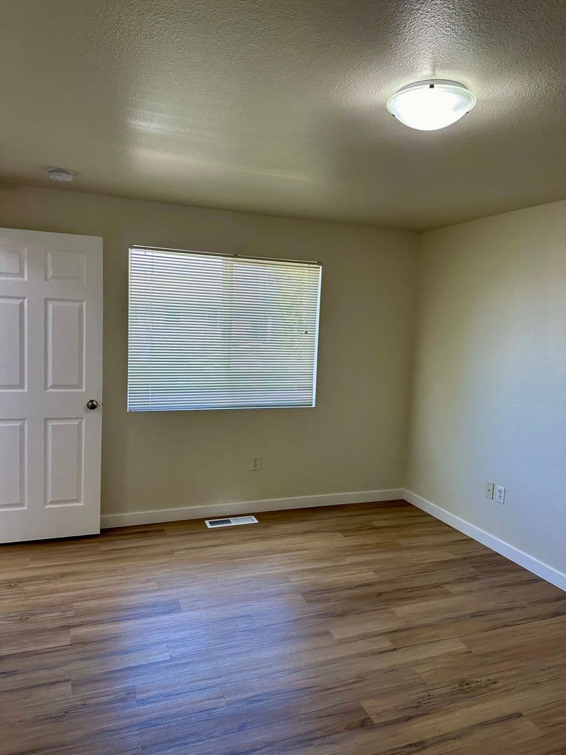 Albany Townhome: 837 Morse Ave. SW