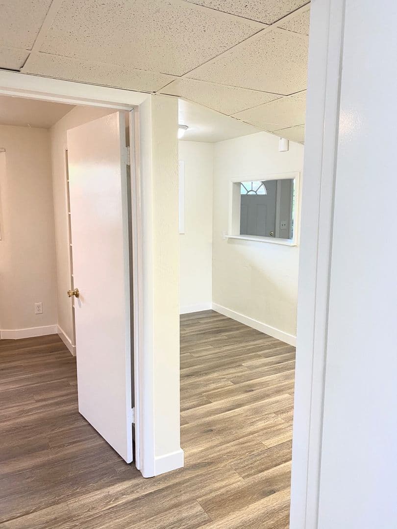 Albany Apartment: 805/815 Elm St. SW