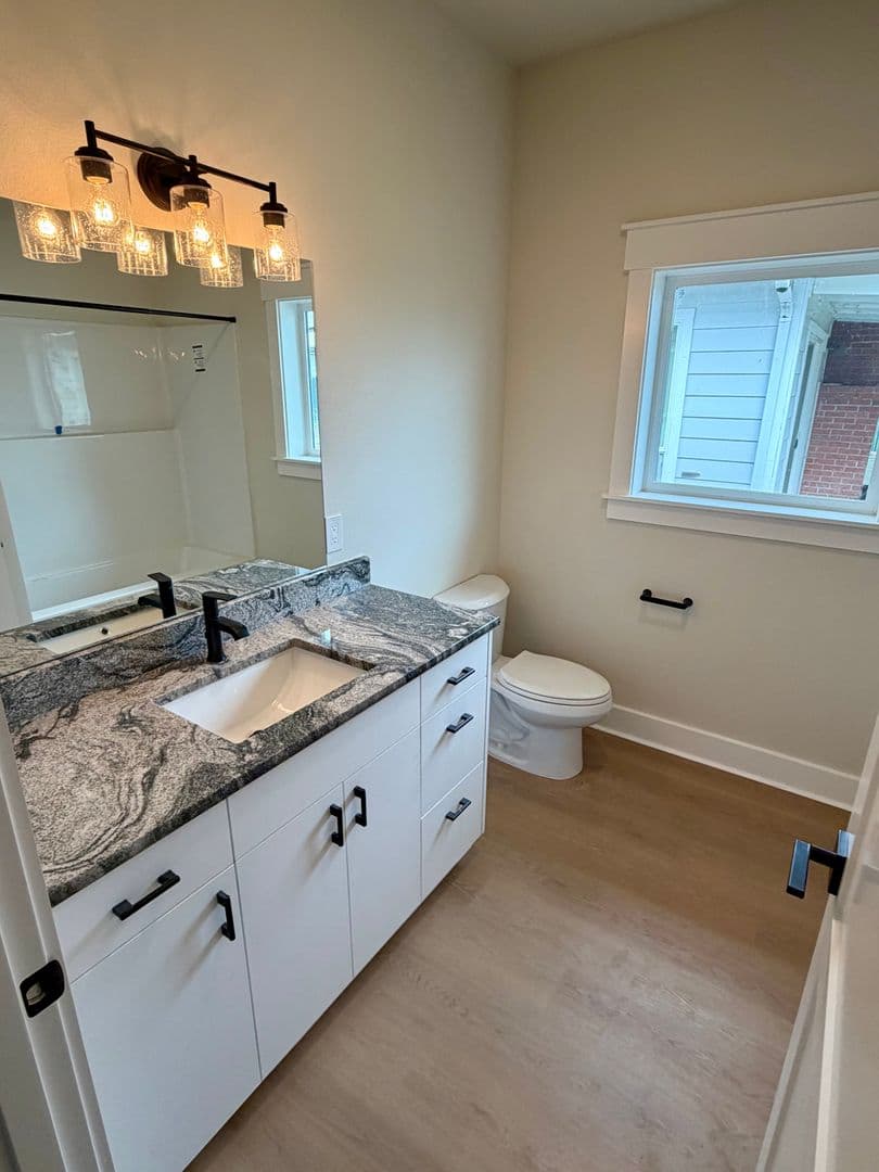 Lebanon Apartment: 767-773 10th Street