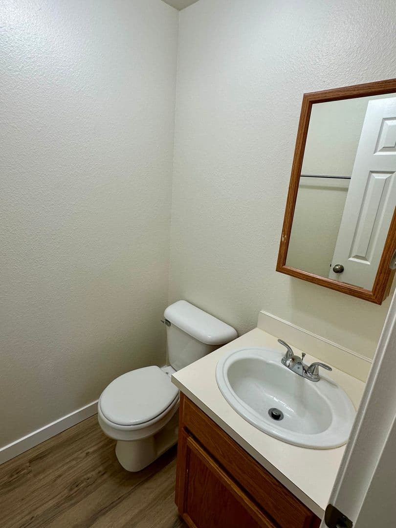 Albany Townhome: 837 Morse Ave. SW