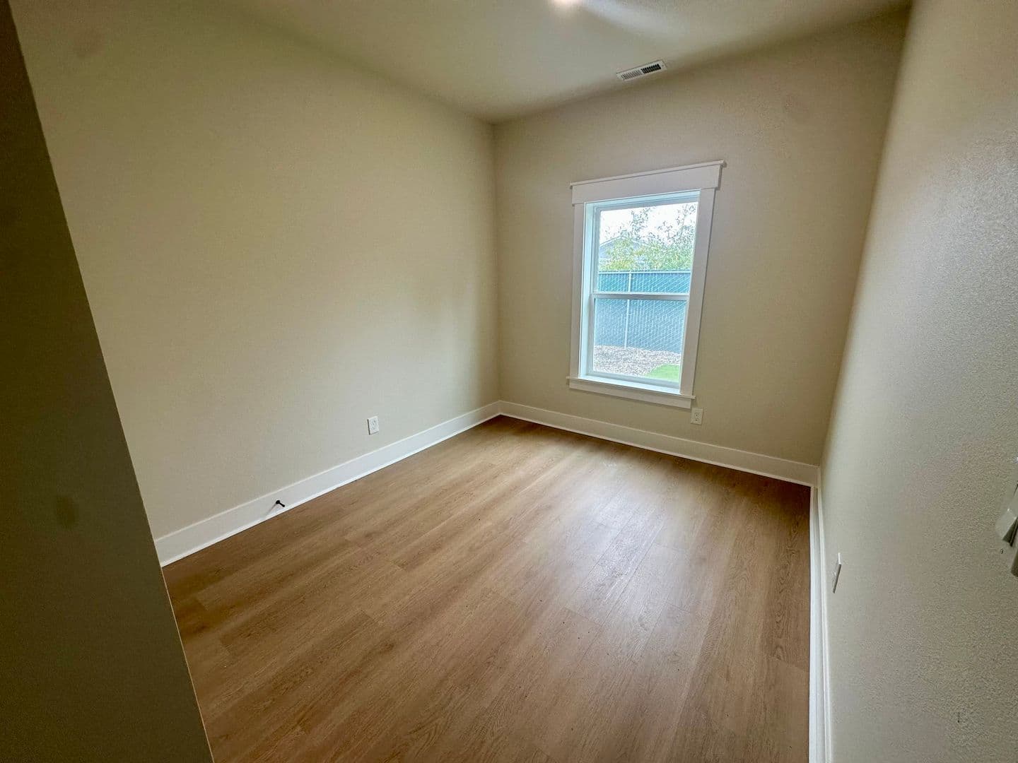 Lebanon Apartment: 767-773 10th Street