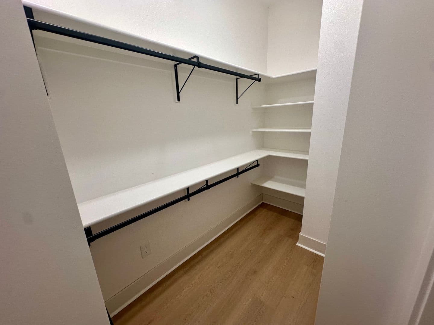 Lebanon Apartment: 767-773 10th Street