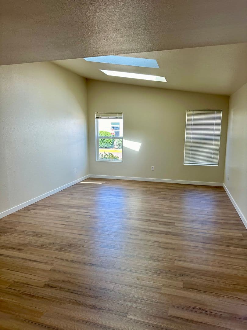 Albany Townhome: 837 Morse Ave. SW