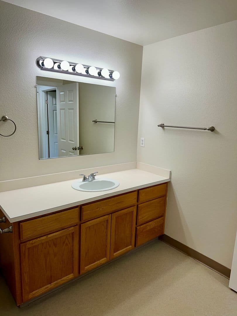 Albany Townhome: 837 Morse Ave. SW