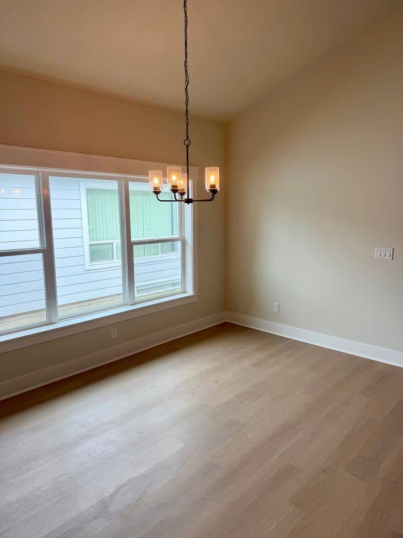 Lebanon Apartment: 767-773 10th Street