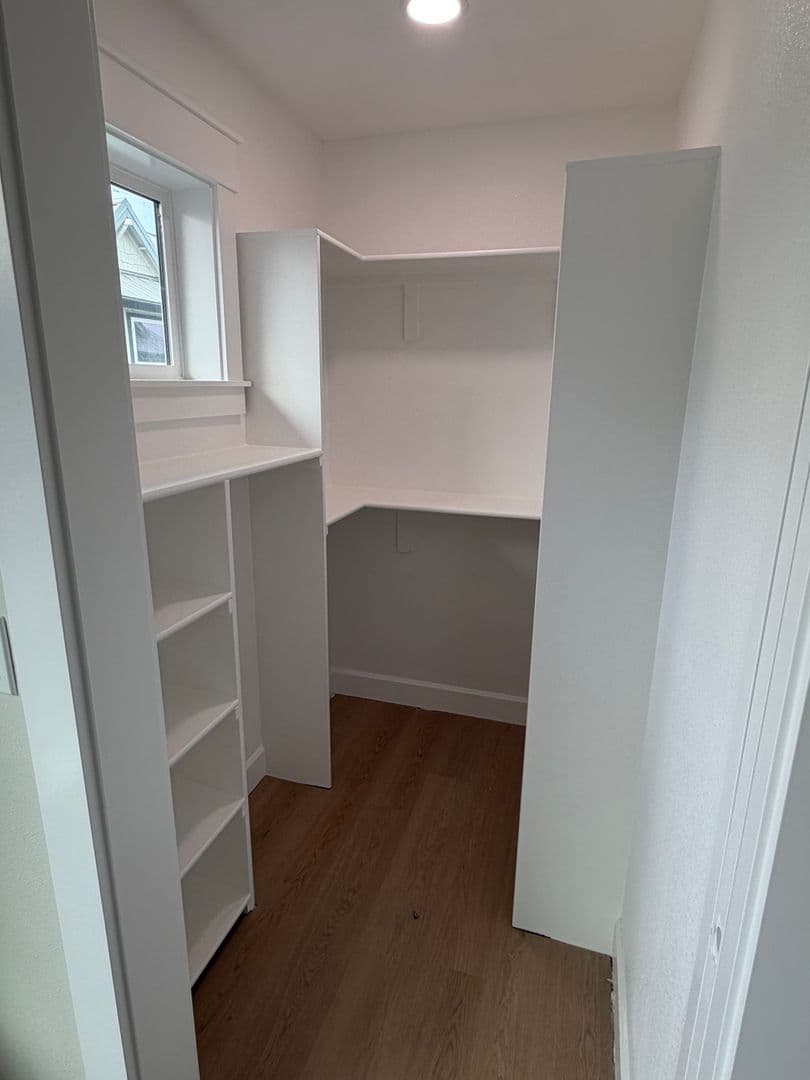 Albany Townhome: Montgomery Place