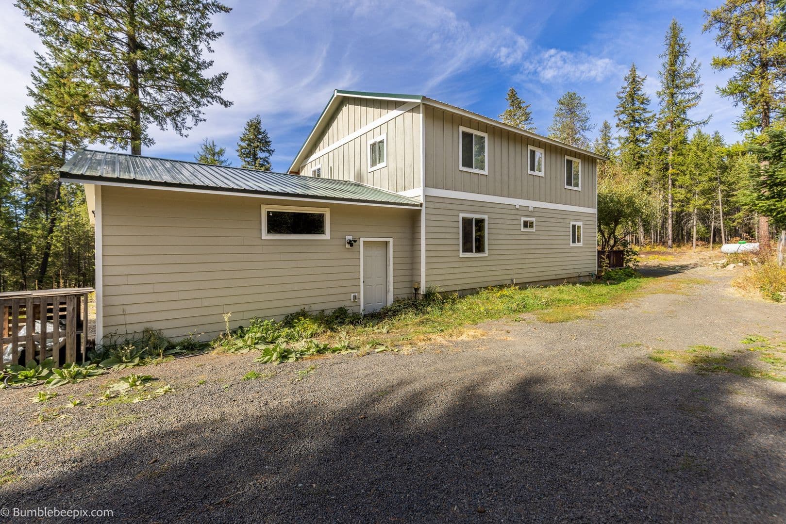 Newport Apartment: 4450 Hwy 211