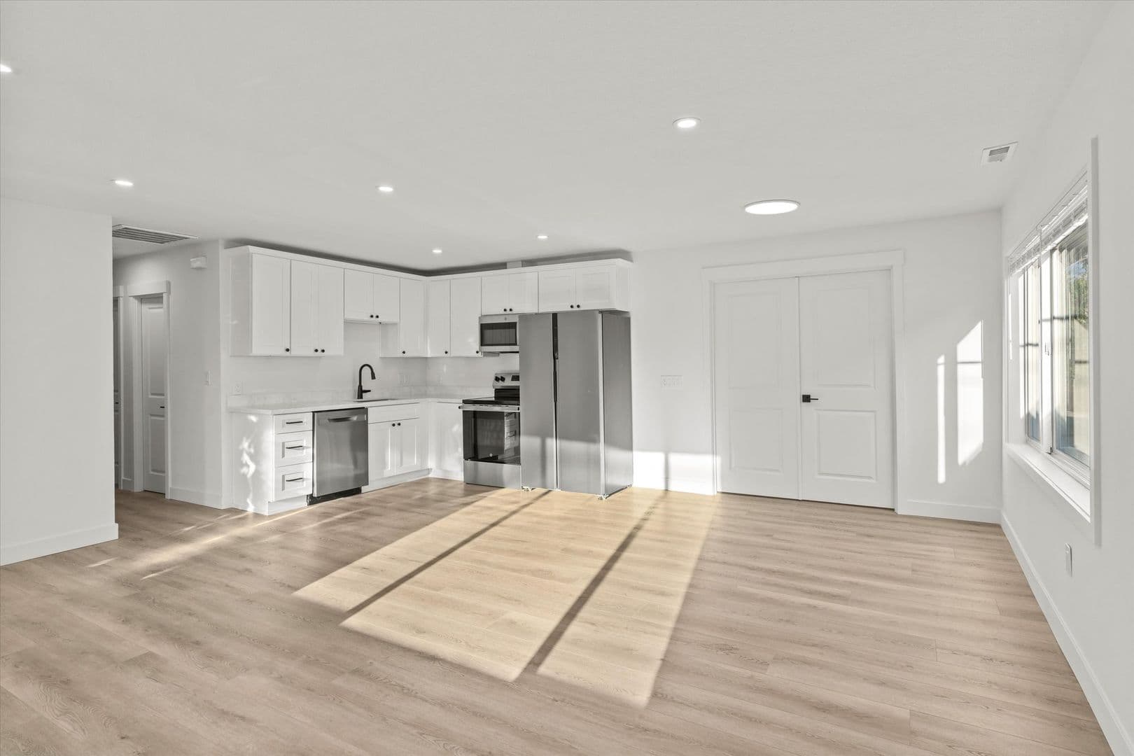 Tacoma House: 10205 A St S