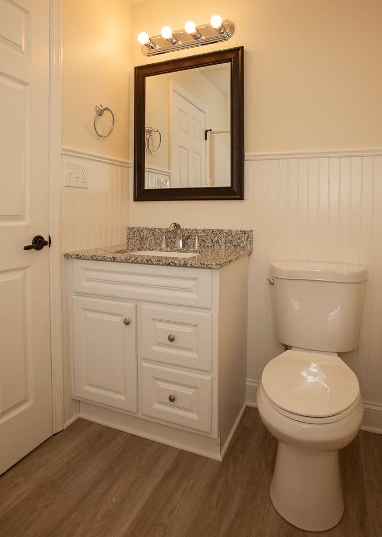 Schenectady Apartment: 709 Burdeck Street