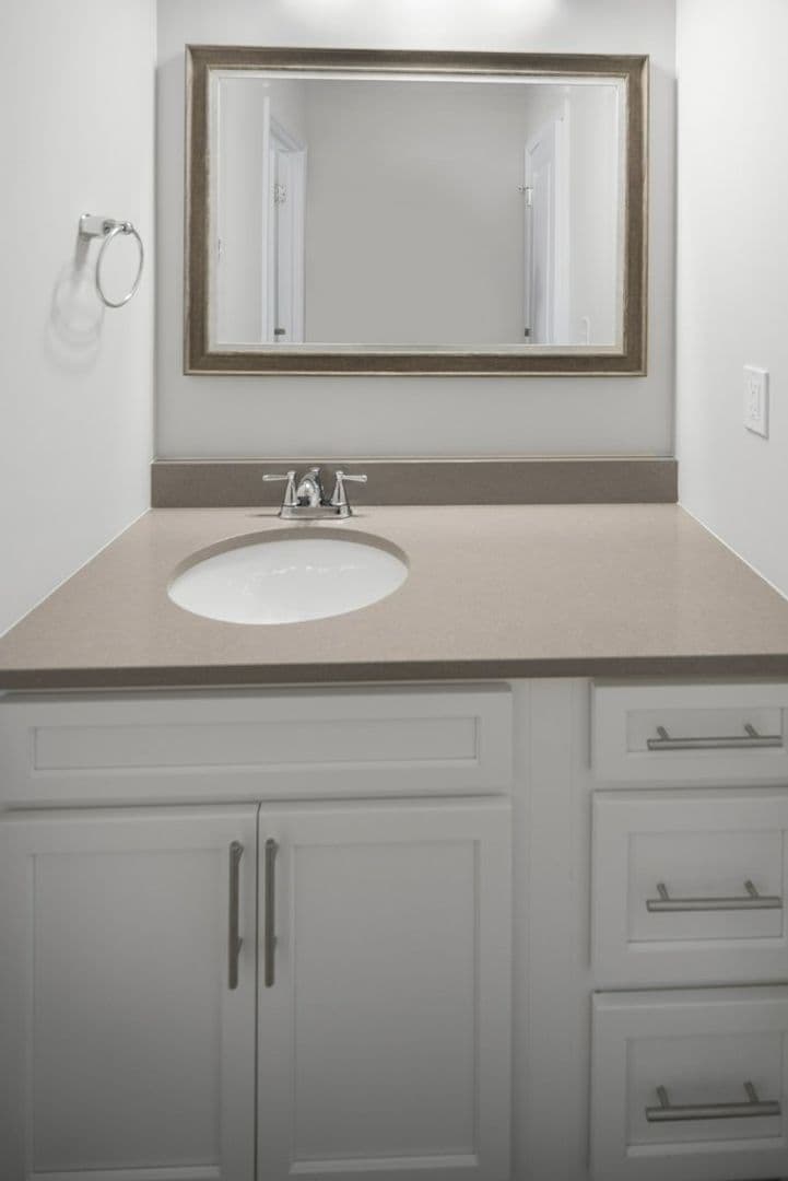 Schenectady Apartment: 721 Burdeck Street - Unit 10