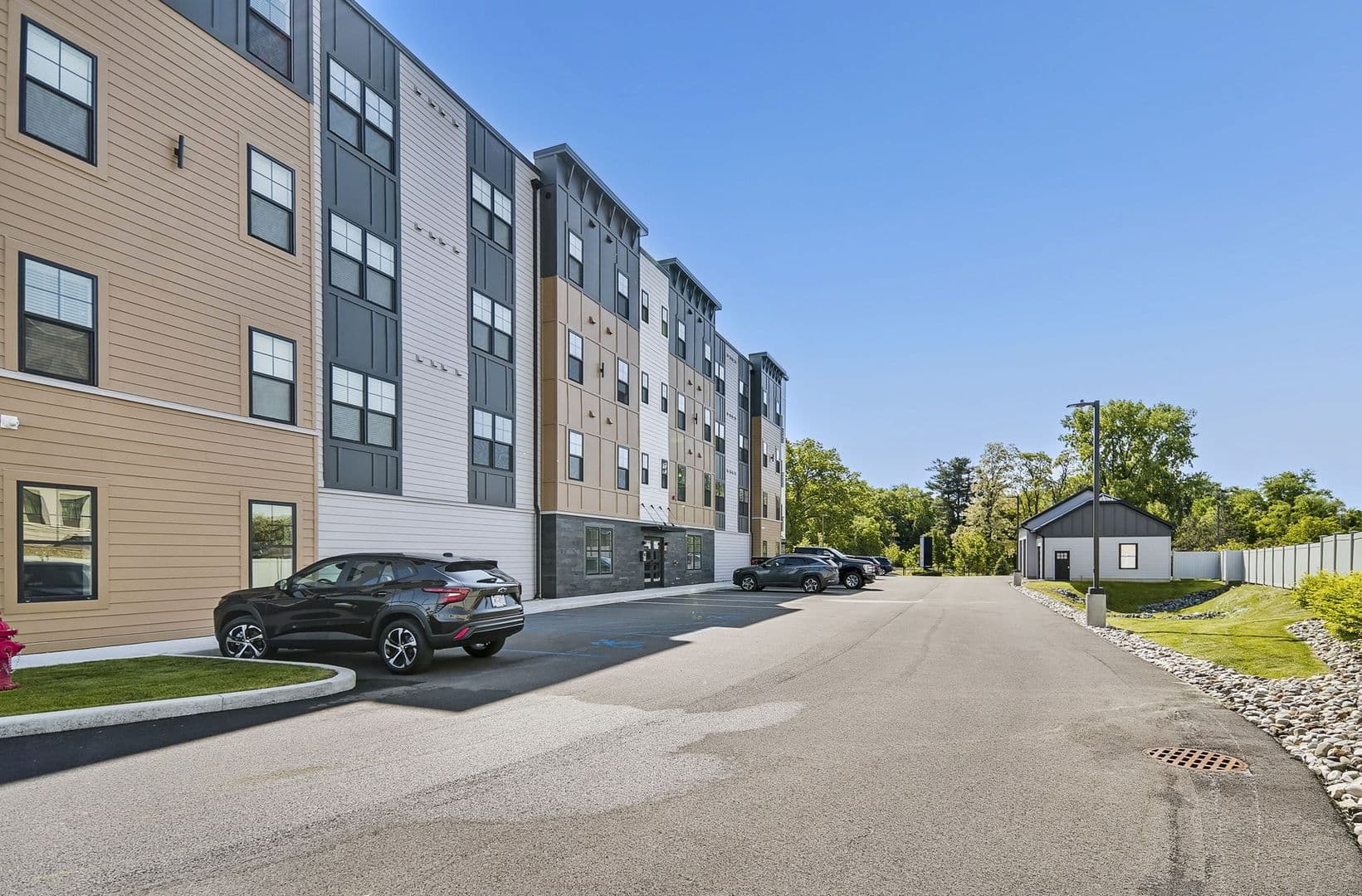 Albany Apartment: 2 Crossgates Mall Road - 1301