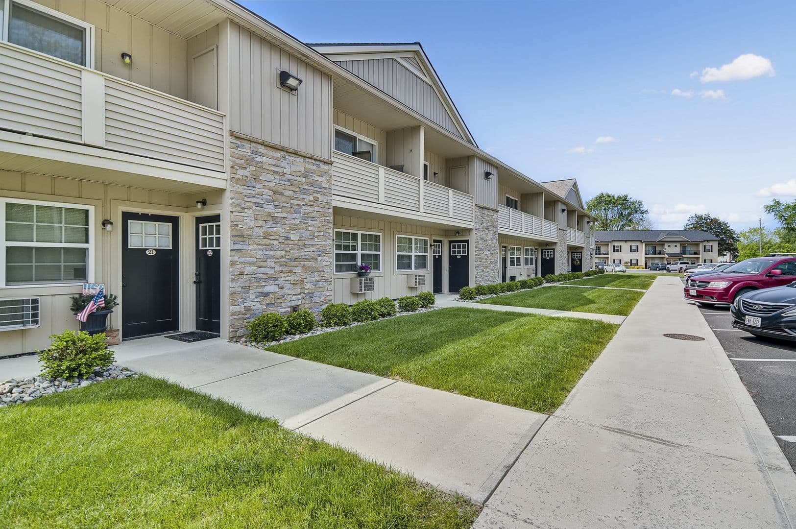 Schenectady Apartment: 709 Burdeck Street