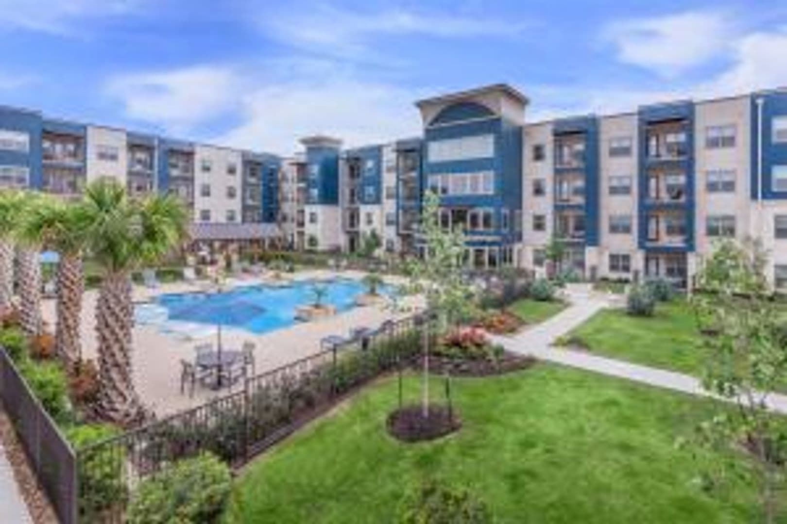 New Braunfels Apartment: 614 Central Pkwy