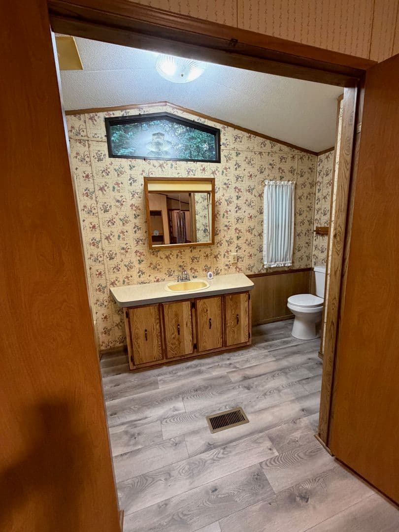 Jonestown House: Northern Lebanon