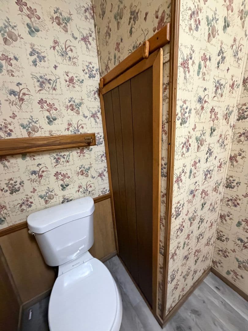 Jonestown House: Northern Lebanon