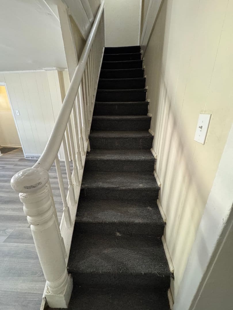 lebanon Townhome: 1014 Chestnut St