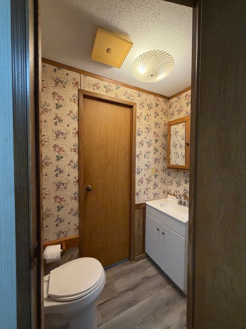 Jonestown House: Northern Lebanon