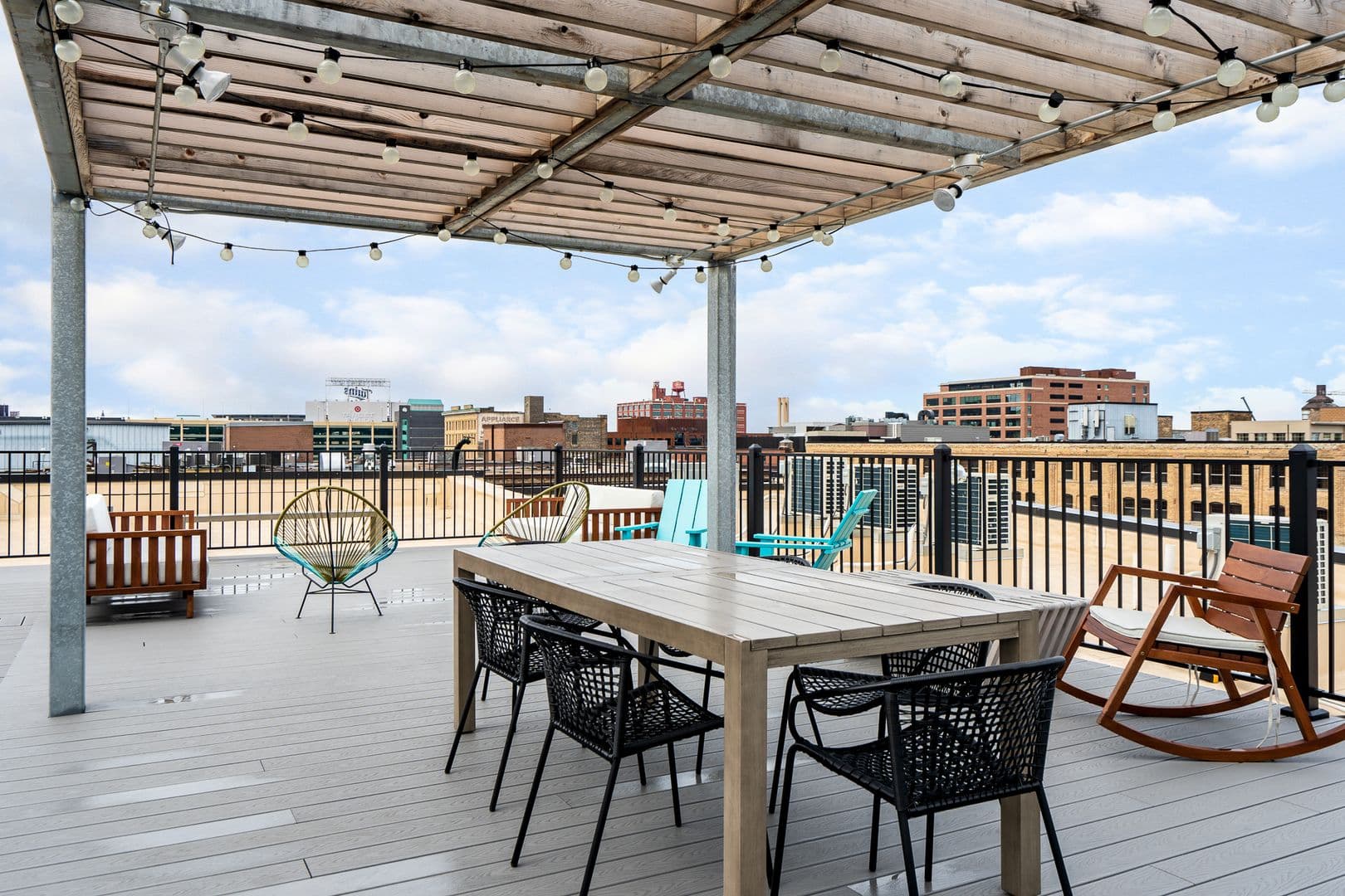 Minneapolis Apartment: 212 North Second Street