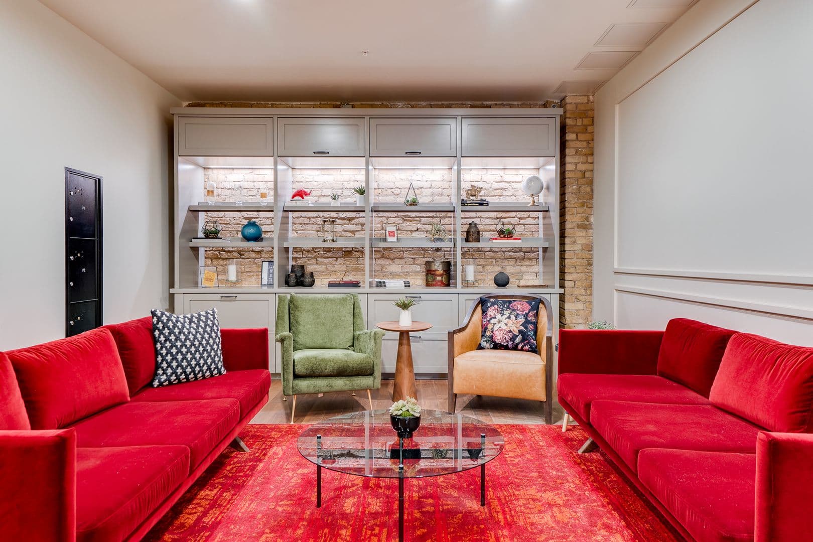 Minneapolis Apartment: 212 North Second Street