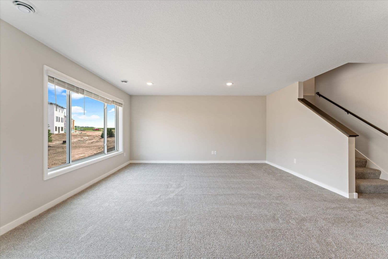 Woodbury Apartment: 10108 Sunbird Cir
