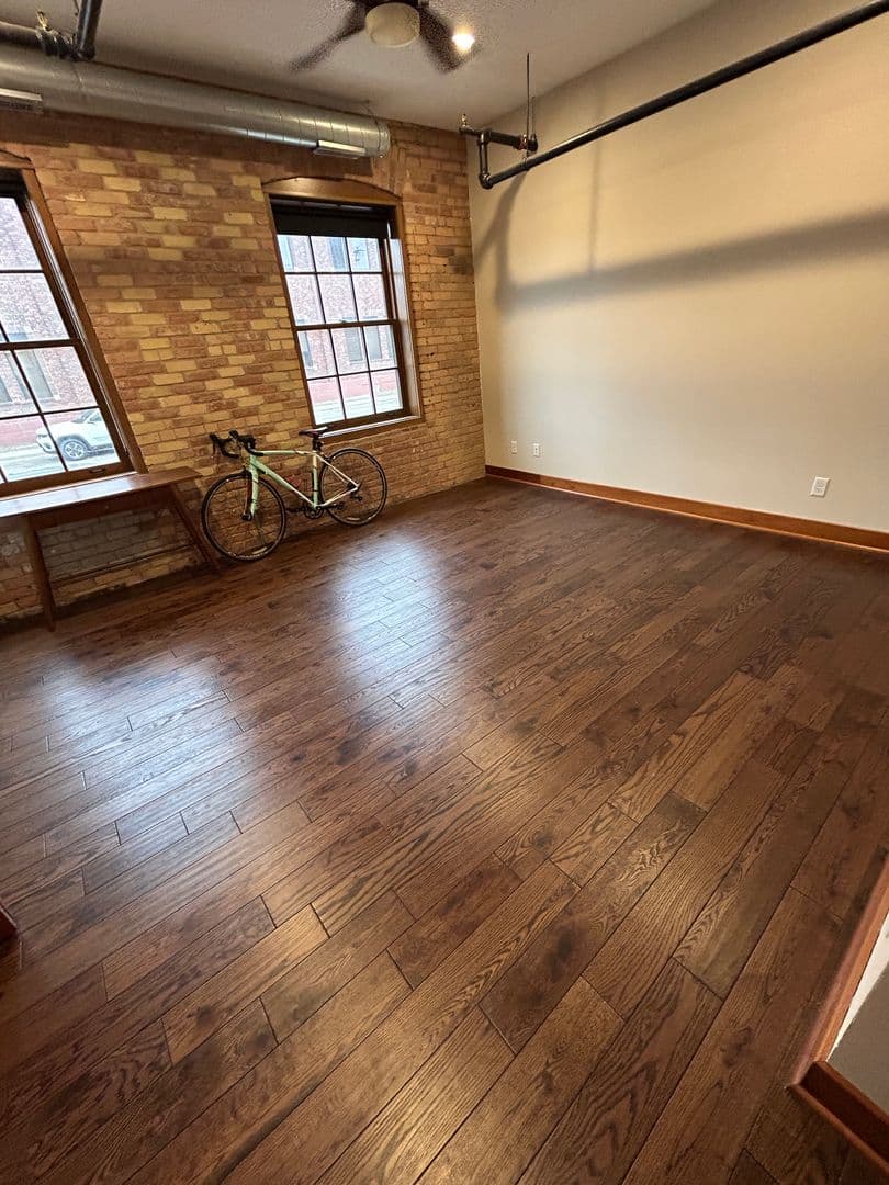 St Paul Apartment: 330 9th Street East