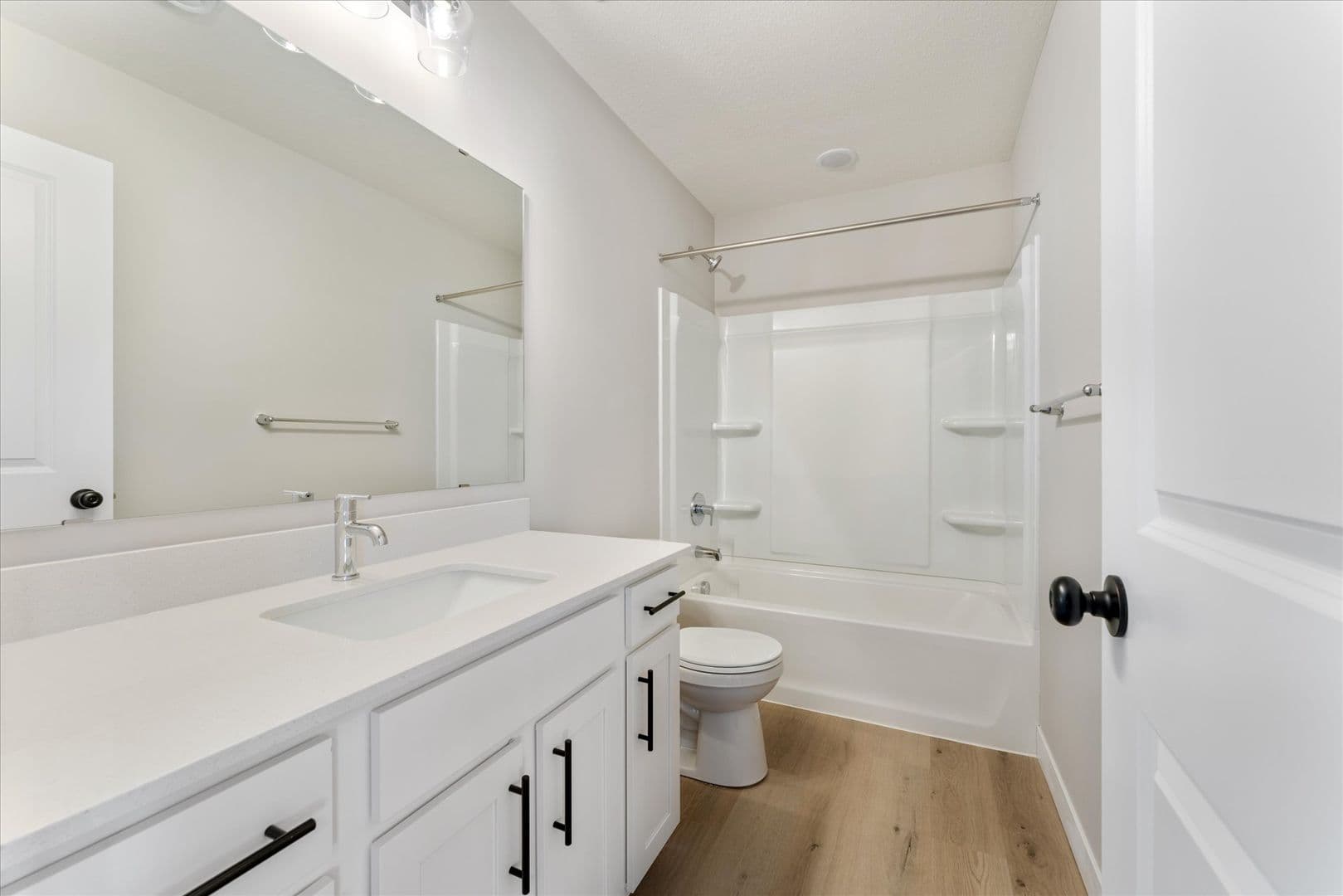 Woodbury Apartment: 10108 Sunbird Cir