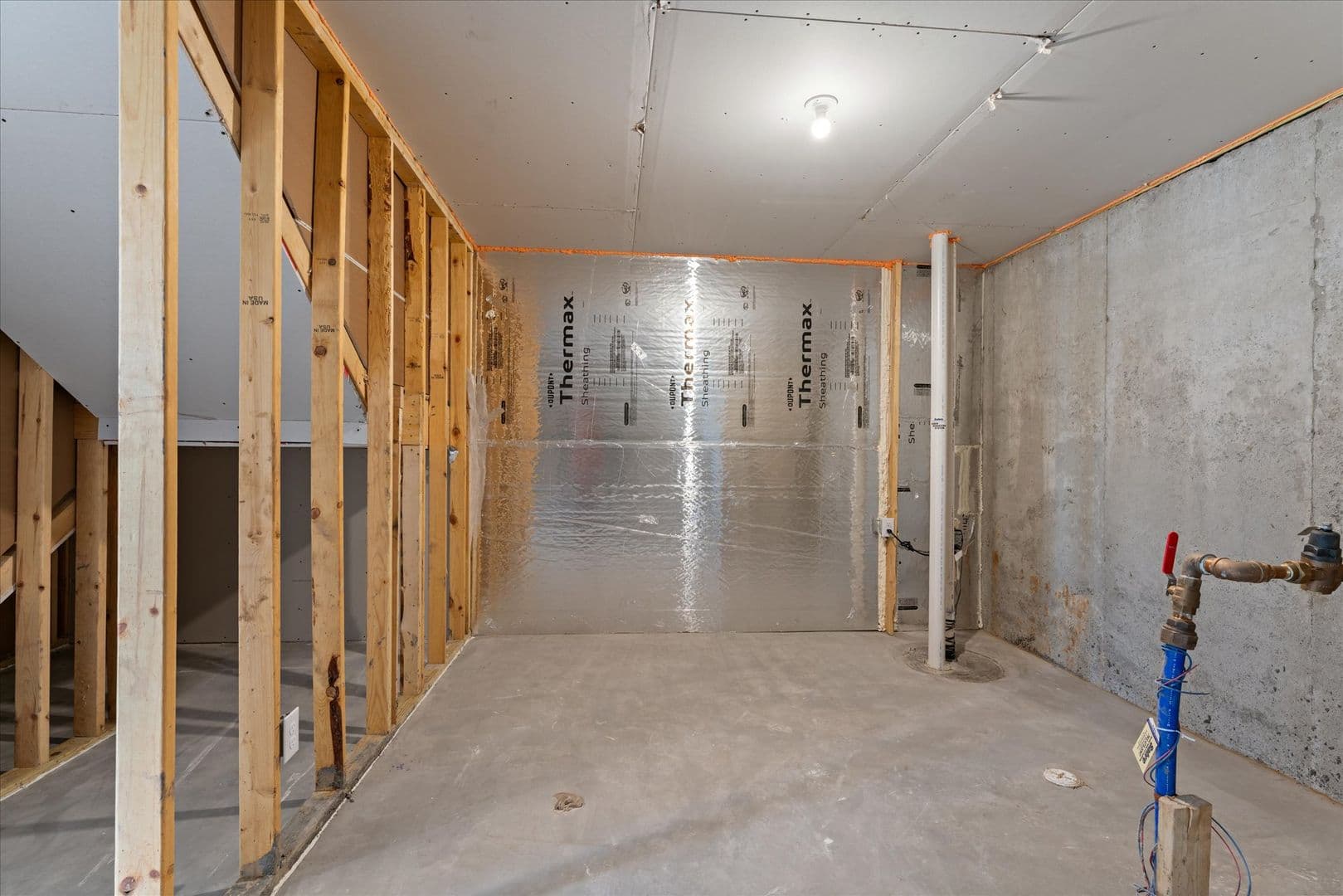 Woodbury Apartment: 10108 Sunbird Cir