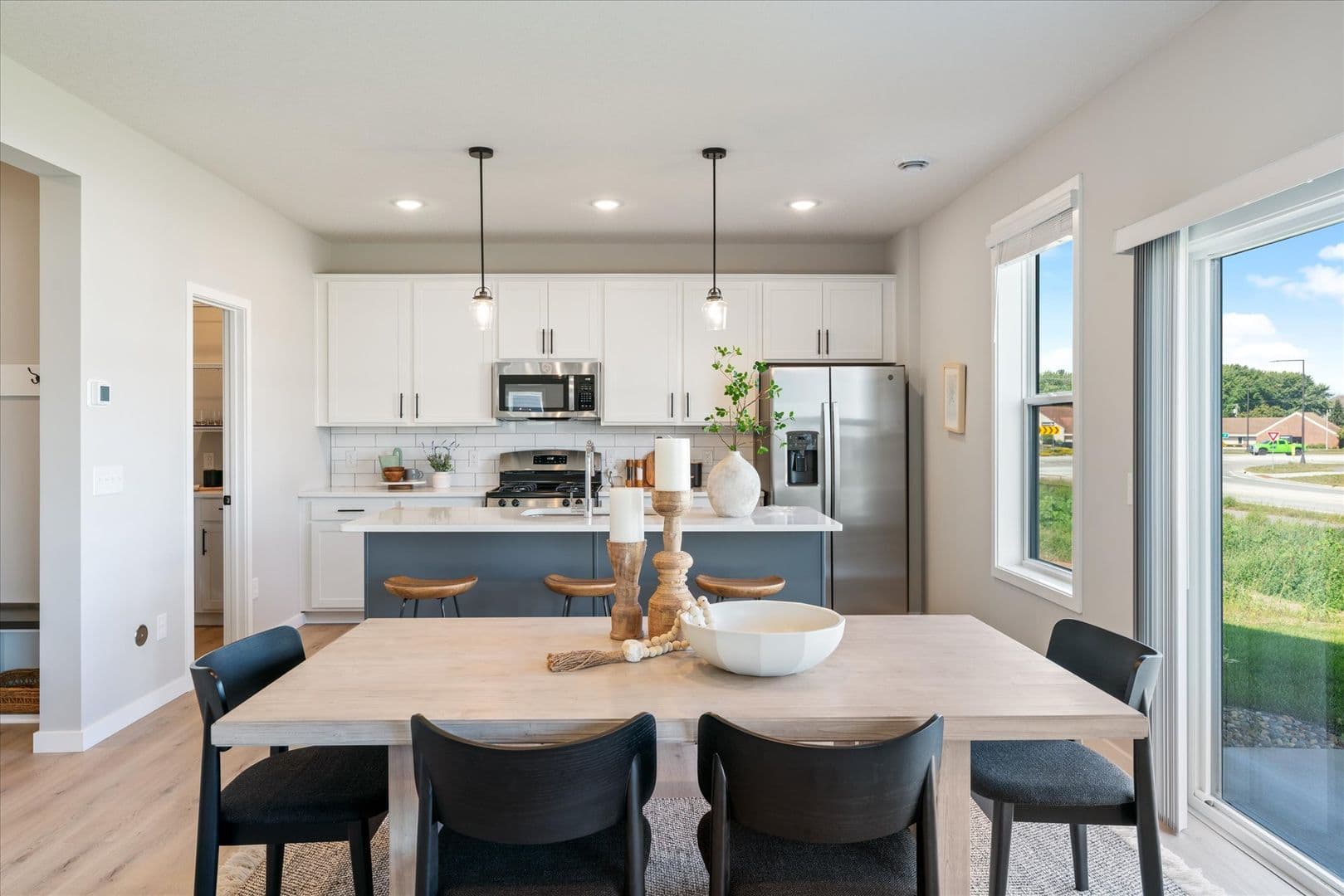 Woodbury Apartment: 10108 Sunbird Cir