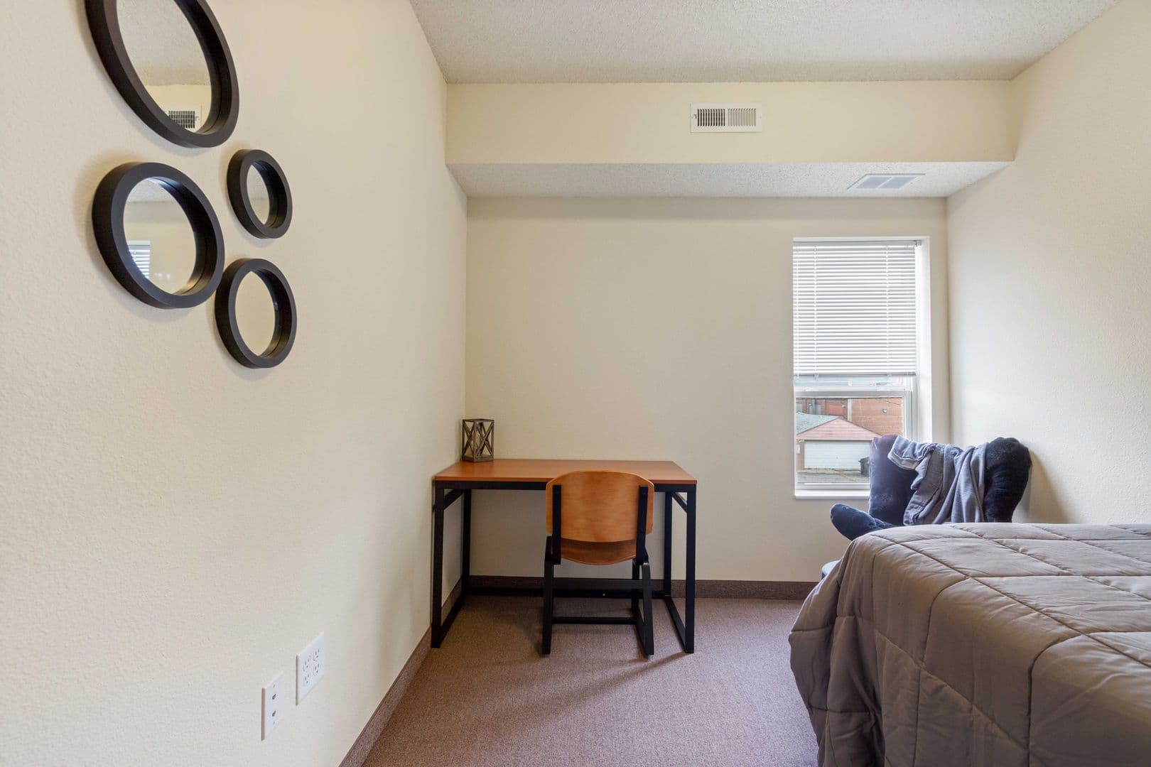 Saint Cloud Apartment: 305 5TH AVE S STE 100