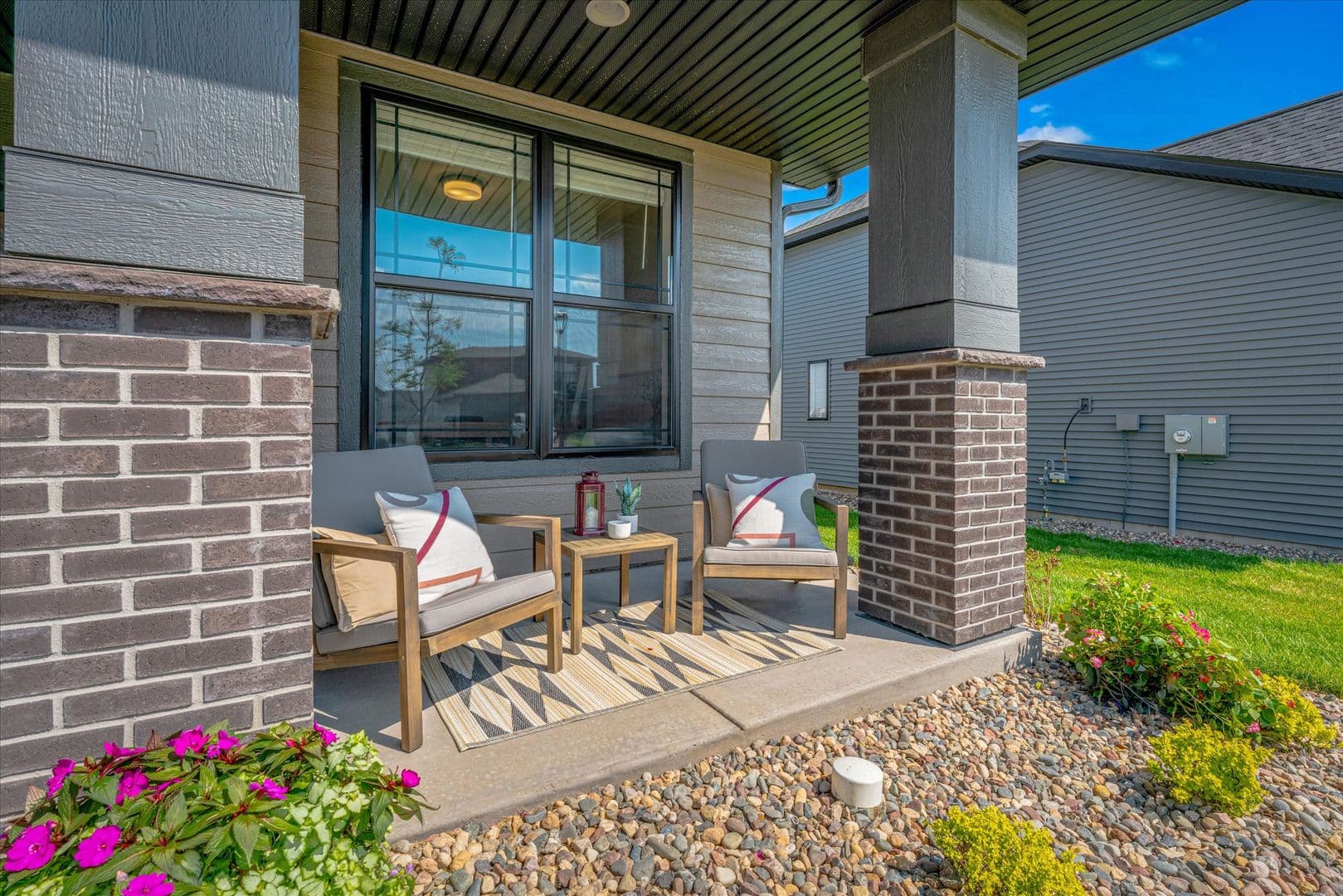 Woodbury Apartment: 10108 Sunbird Cir