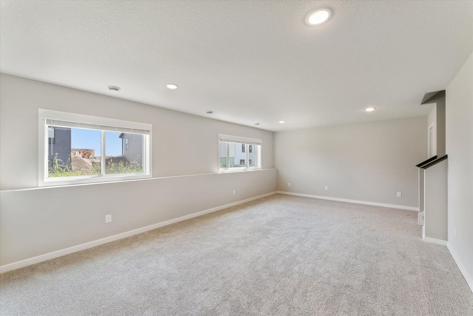 Woodbury Apartment: 10108 Sunbird Cir